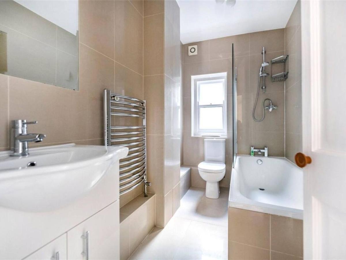 Luxury Fulham Flat With 5* Touches Nr River Thames Londra Exterior foto