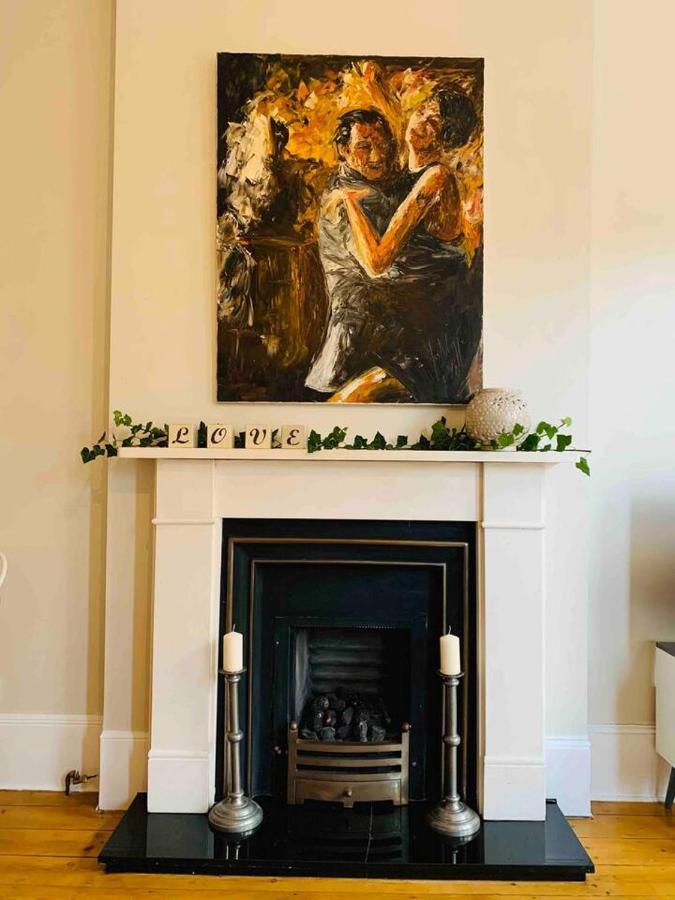 Luxury Fulham Flat With 5* Touches Nr River Thames Londra Exterior foto